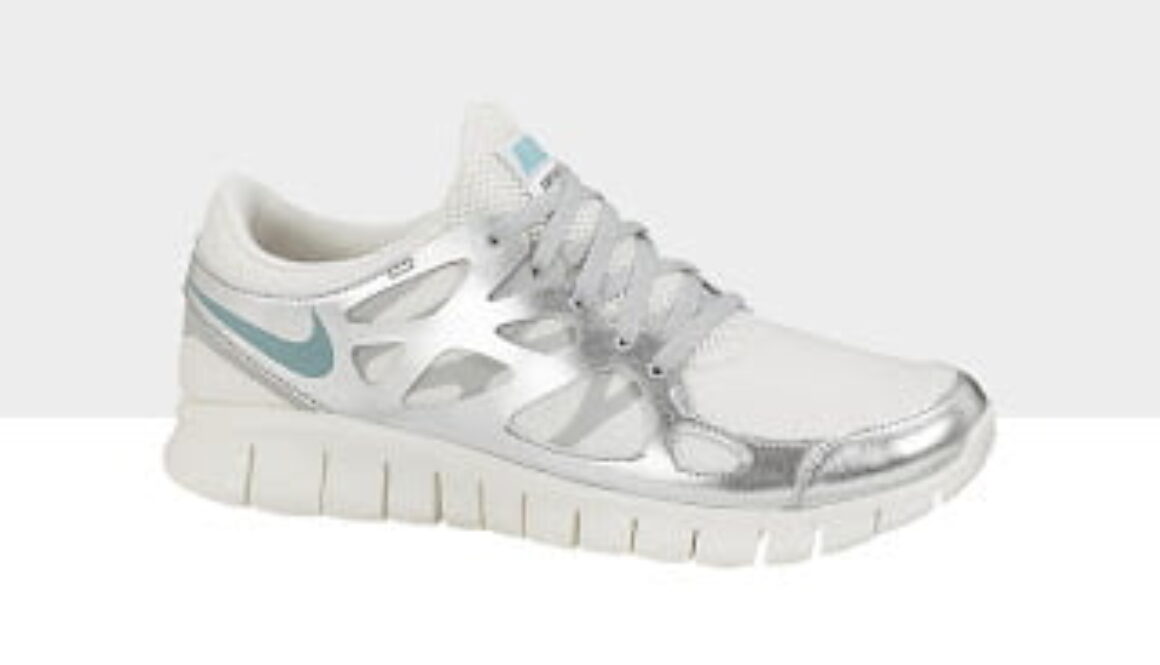 Nike-Free-Run-2-Premium-EXT-Womens-Shoe-555340_100_A